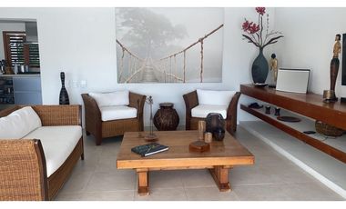 Casa en venta a puerta cerradas, Club Puerto Peñalisa, Girardot