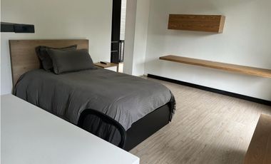 T casa de lujo en venta; San Simon - Bogotá D.C.