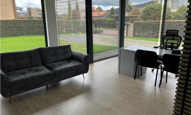 T casa de lujo en venta; San Simon - Bogotá D.C.