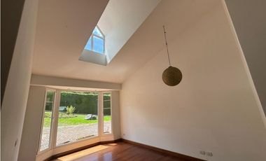 T Casa campestre en arriendo, Condominio Sofrópolis, Chía