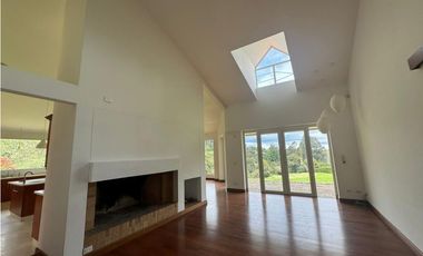 T Casa campestre en arriendo, Condominio Sofrópolis, Chía