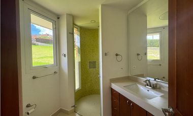 T Casa campestre en arriendo, Condominio Sofrópolis, Chía