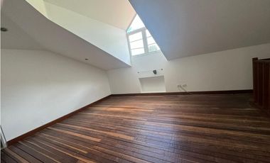 T Casa campestre en arriendo, Condominio Sofrópolis, Chía