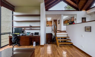 T Casa en venta con jardín privado, Condominio Arboletto, La Calera