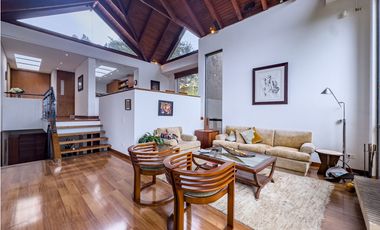 T Casa en venta con jardín privado, Condominio Arboletto, La Calera