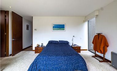 T Casa en venta con jardín privado, Condominio Arboletto, La Calera