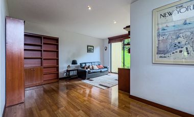 T Casa en venta con jardín privado, Condominio Arboletto, La Calera