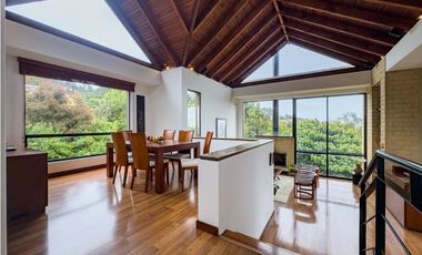 T Casa en venta con jardín privado, Condominio Arboletto, La Calera