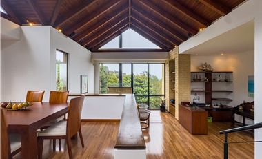 T Casa en venta con jardín privado, Condominio Arboletto, La Calera