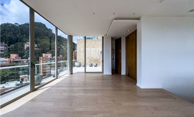Penthouse en arriendo con terraza panorámica, Rosales, Bogotá D.C.