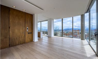 Penthouse en arriendo con terraza panorámica, Rosales, Bogotá D.C.