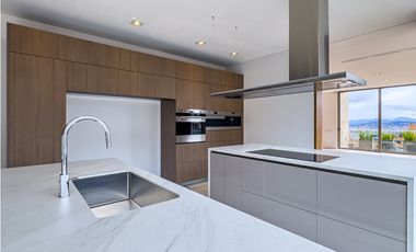 Penthouse en arriendo con terraza panorámica, Rosales, Bogotá D.C.