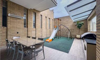 Penthouse en arriendo con terraza panorámica, Rosales, Bogotá D.C.