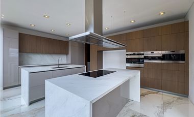 Penthouse en arriendo con terraza panorámica, Rosales, Bogotá D.C.