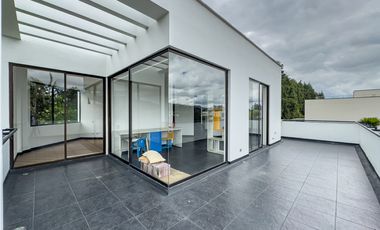 Casa campestre de lujo en Guaymaral con 1.864 m² de terreno privado