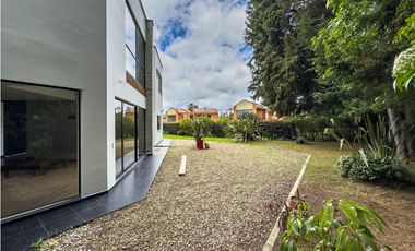 Casa campestre de lujo en Guaymaral con 1.864 m² de terreno privado