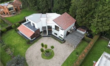 Casa campestre de lujo en Guaymaral con 1.864 m² de terreno privado