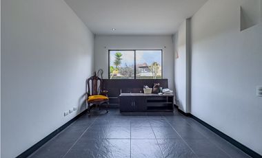 Casa campestre de lujo en Guaymaral con 1.864 m² de terreno privado