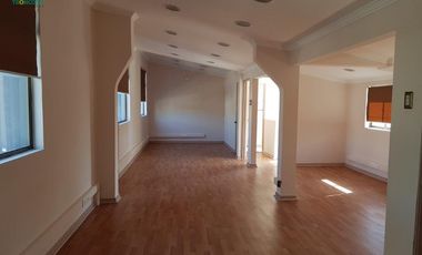 Para Empresas en Av. Balmaceda