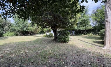 VENTA - CASA CON HERMOSO PARQUE-BARRIO PELLEGRINI II -VILLA ROSA-PILAR