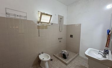 VENTA - CASA CON HERMOSO PARQUE-BARRIO PELLEGRINI II -VILLA ROSA-PILAR