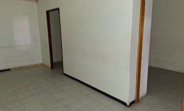 LOCAL COMERCIAL EN ESQUINA SOBRE FÉLIX CUEVAS.