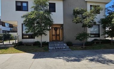 VENTA DE CASA EN PASEO LA TOSCANA