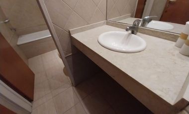 Departamento 2 amb al frente con balcón