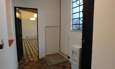 Depósito 90 m2  en alquilr- Olivos-Maipu/Uzal