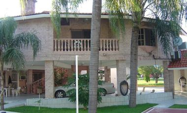 Casa/Quinta en Venta, Fracc Zitoon Yerbaniz, Carretera Nacional, Mty NL
