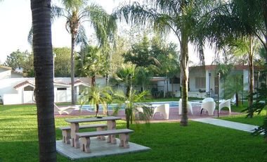 Casa/Quinta en Venta, Fracc Zitoon Yerbaniz, Carretera Nacional, Mty NL