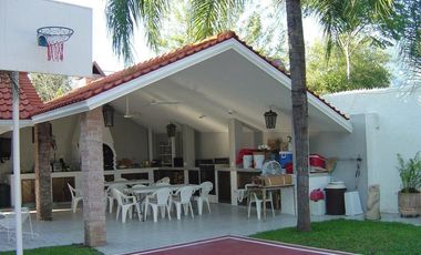 Casa/Quinta en Venta, Fracc Zitoon Yerbaniz, Carretera Nacional, Mty NL