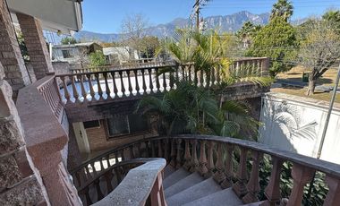 Casa/Quinta en Venta, Fracc Zitoon Yerbaniz, Carretera Nacional, Mty NL