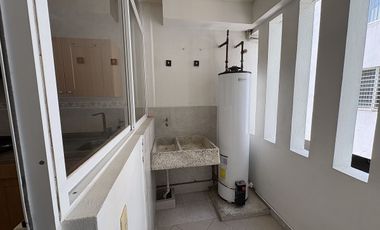 Excelente departamento, a un costado de Mundo E