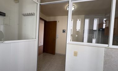 Excelente departamento, a un costado de Mundo E