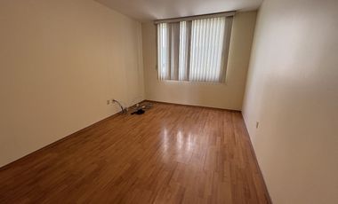 Excelente departamento, a un costado de Mundo E