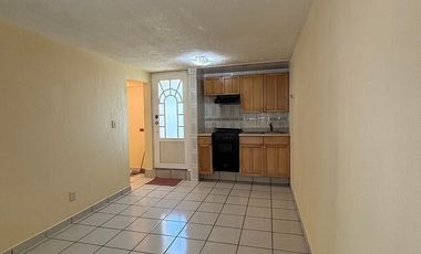 Casa en Renta, Villas de la Hacienda, 2 Recamaras