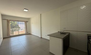 ALQUILER MONOAMBIENTE CON BALCON