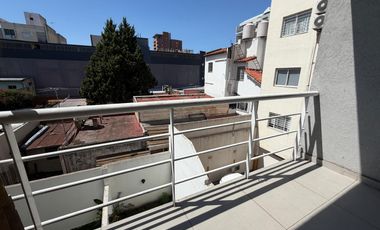 ALQUILER MONOAMBIENTE CON BALCON