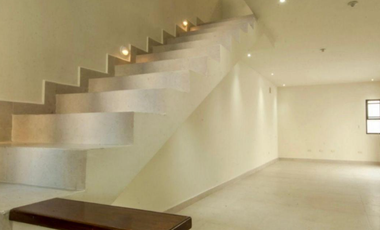 Se renta casa en el centro de apodaca