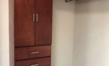 Se renta casa en el centro de apodaca