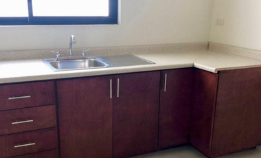 Se renta casa en el centro de apodaca