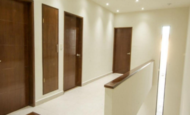 Se renta casa en el centro de apodaca