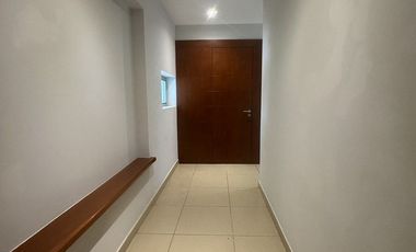 Departamento con acción sin muebles en renta en planta baja en Anthea, YCC