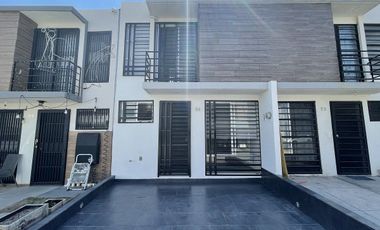 CASA EN RENTA HACIENDA SANTA CRUZ 54 TLAJOMULCO JALISCO