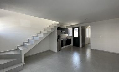 CASA EN RENTA HACIENDA SANTA CRUZ 54 TLAJOMULCO JALISCO