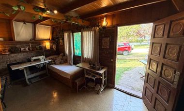 VENTA CASA ALPINA 3 AMBIENTES QUINCHO ACANTILADOS