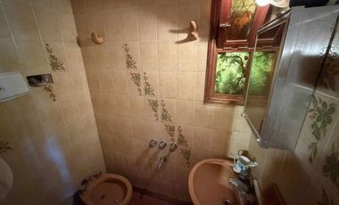 VENTA CASA ALPINA 3 AMBIENTES QUINCHO ACANTILADOS