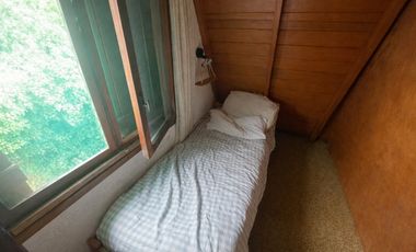 VENTA CASA ALPINA 3 AMBIENTES QUINCHO ACANTILADOS