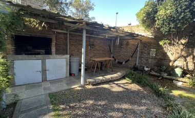 Casa de 4 amb. a la venta en Ezeiza a pocos mts de la Autopista